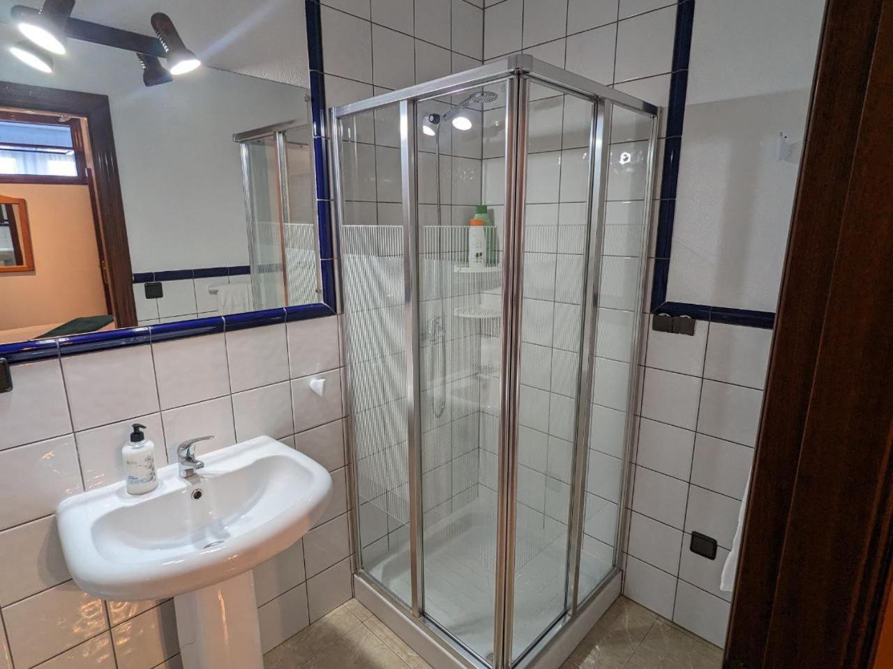 Arou Vivienda Turistica Vacacional Maricarmen酒店 外观 照片